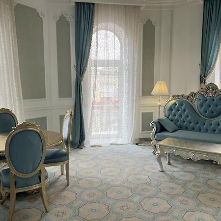 Royal Grand Hotel Kiew Exterior foto