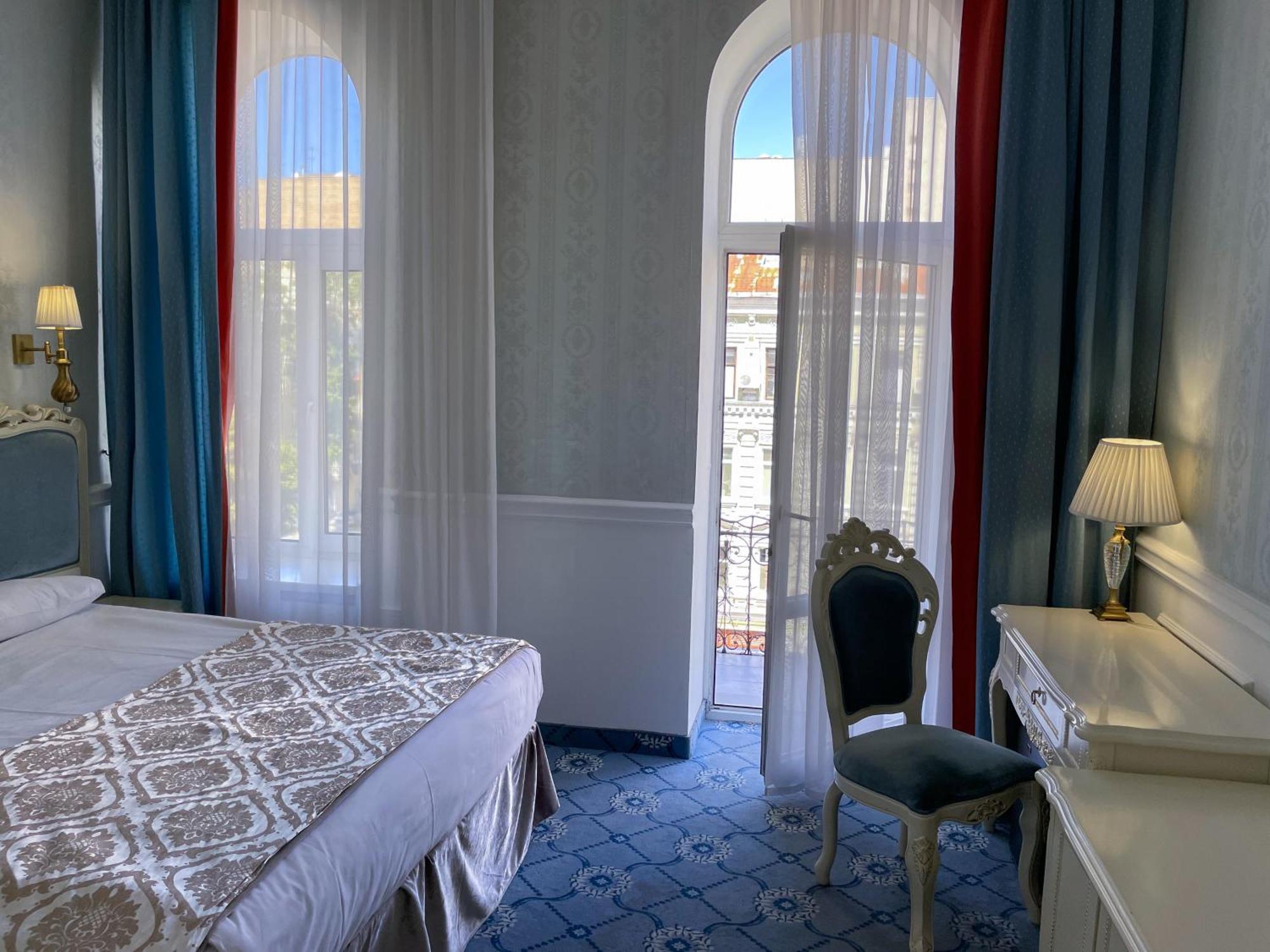 Royal Grand Hotel Kiew Exterior foto