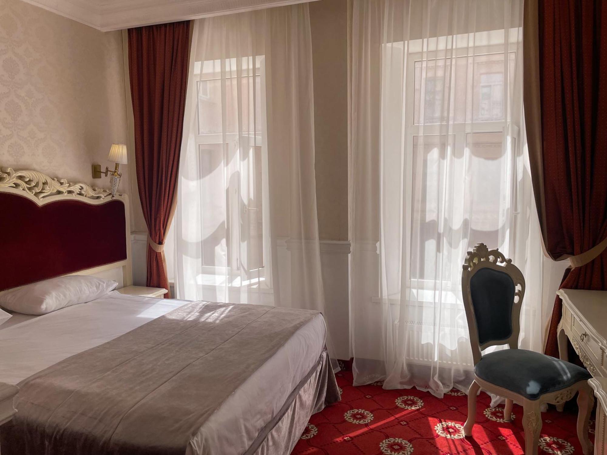 Royal Grand Hotel Kiew Exterior foto