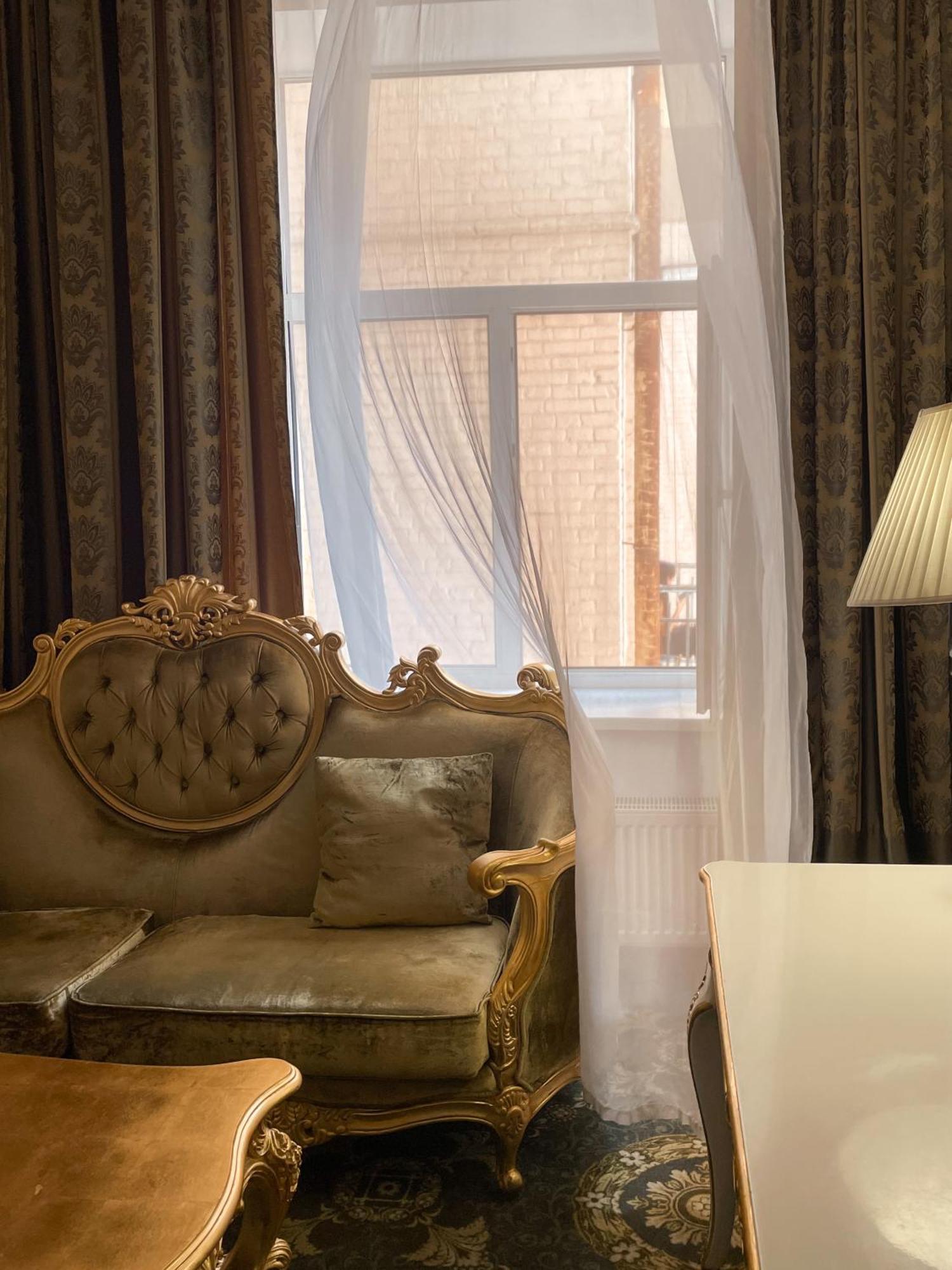 Royal Grand Hotel Kiew Exterior foto