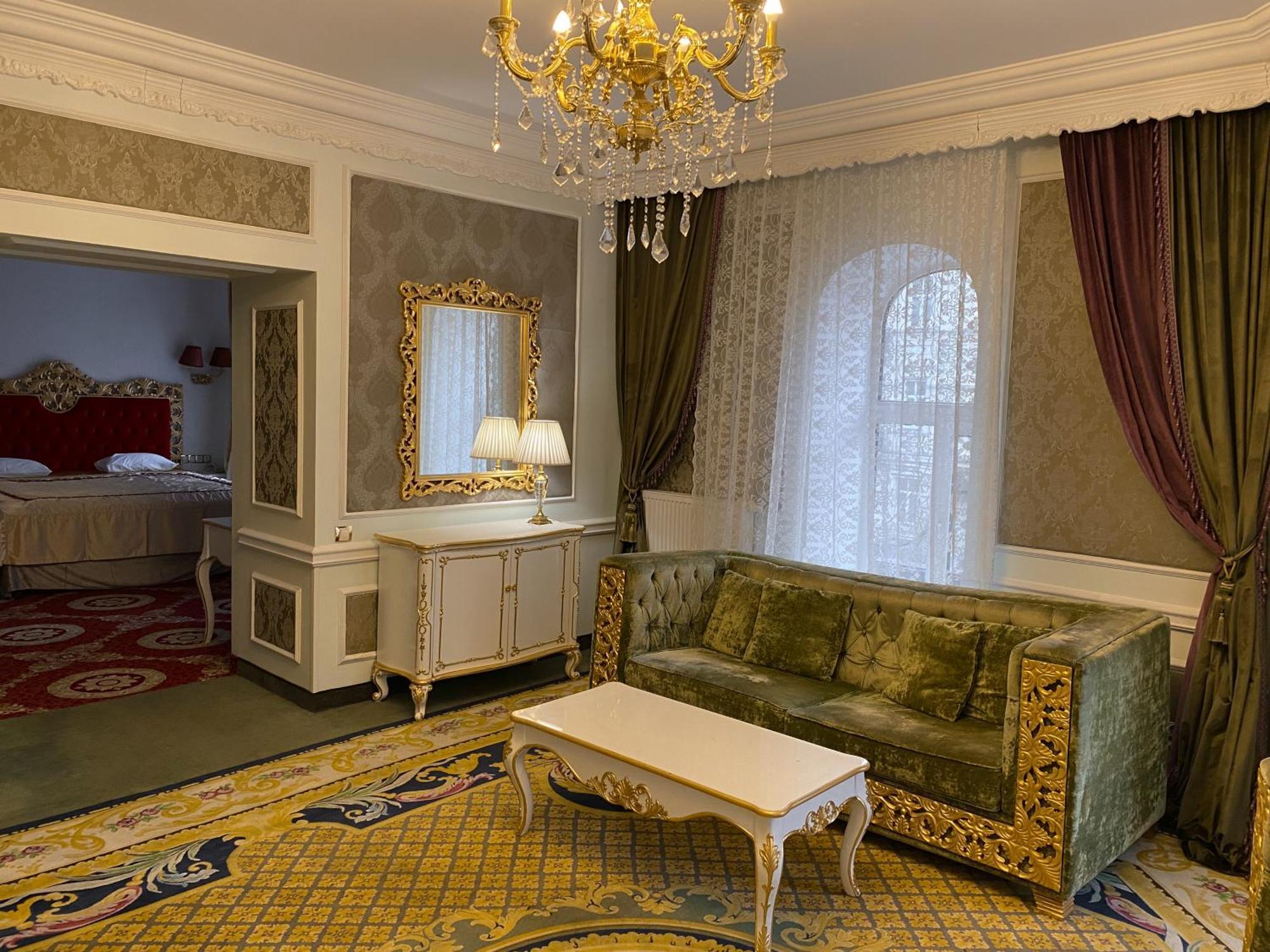 Royal Grand Hotel Kiew Exterior foto