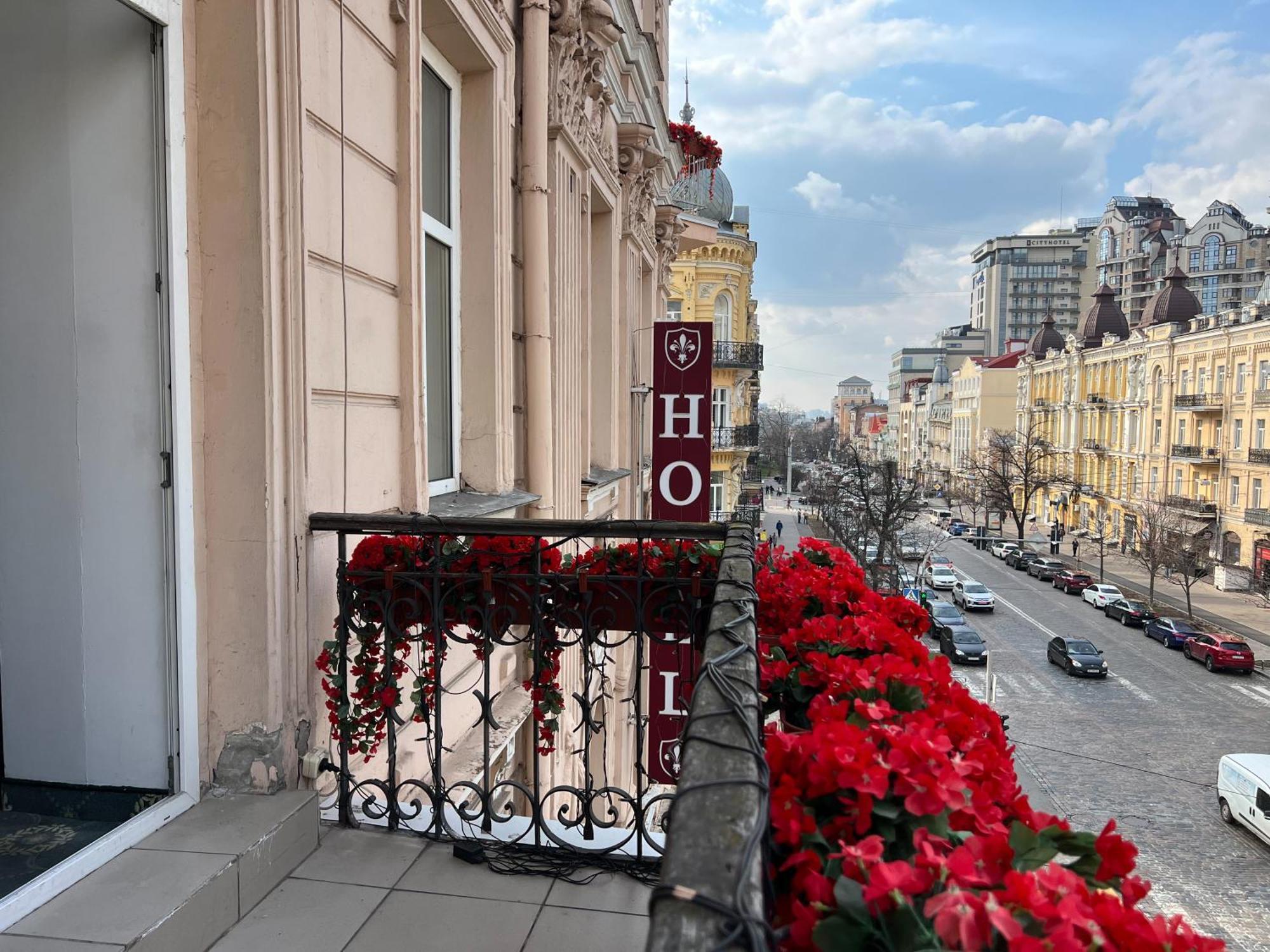 Royal Grand Hotel Kiew Exterior foto